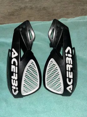 200000647 Acerbis 200000646 Handguards Black Used 200000647 Acerbis 200000646 Handguards Black Used