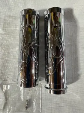 07-232 Arlen Ness Polished Chrome Hand Grips Flamed