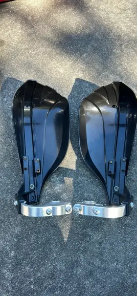 P247844 Barkbusters Bark Buster Motorcyle Hand Guards P247844 Barkbusters Bark Buster Motorcyle Hand Guards