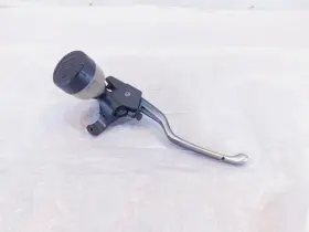 32727728858 Bmw 2005-2007 R1200st R1200 St Right Clutch Control Master Cylinder And Reservoir 32727728858 Bmw 2005-2007 R1200st R1200 St Right Clutch Control Master Cylinder And Reservoir