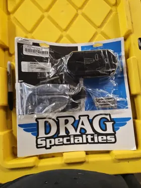0602-0601 Drag Specialties Handlebar Riser Top Clamp Kit 1 1/2 Inch Harley Black 1.5 Risers 0602-0601 Drag Specialties Handlebar Riser Top Clamp Kit 1 1/2 Inch Harley Black 1.5 Risers