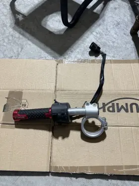 36020892a Ducati 848 Evo Corse 12-13 Oem Left Side Clipon Handle Bar Handlebar Withbuttons 36020892a Ducati 848 Evo Corse 12-13 Oem Left Side Clipon Handle Bar Handlebar Withbuttons