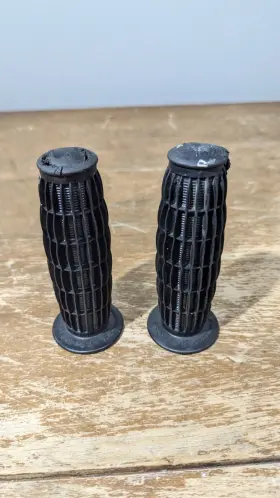30.030 Granturismo 30.030/0 Used Hand Grips Moto Cross 22/24 Mm 105mm Long Honda Ktm Bmx 30.030 Granturismo 30.030/0 Used Hand Grips Moto Cross 22/24 Mm 105mm Long Honda Ktm Bmx