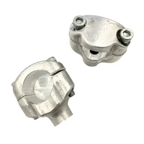 55917-99 Harley-davidson 55917-79 Oem 1.5 Inch Risers Clamps For 1.25 Handlebar 96-13 Touring Genuine 55917-99 Harley-davidson 55917-79 Oem 1.5 Inch Risers Clamps For 1.25 Handlebar 96-13 Touring Genuine