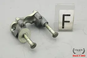 55962-02 Harley-davidson 2007 Road King 1 Inch Handlebar Riser Mount And Top Clamp Assembly