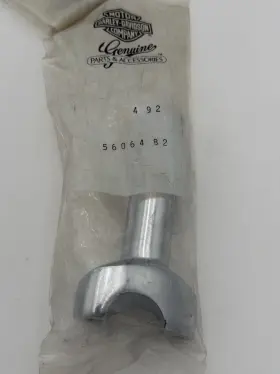 56064-82 Harley-davidson Oem Chrome Right Handlebar Riser New