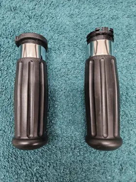 56275-96b Harley Davidson Harley-davidson Nostalgic Hand Grips