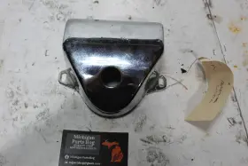 56589-60 Harley-davidson 60-79 Fl Touring Handlebar Riser Cover Clamp Used Aftermarket 56589-60 Harley-davidson 60-79 Fl Touring Handlebar Riser Cover Clamp Used Aftermarket