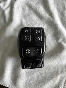 71500090a Harley-davidson Oem 2014-up Touring Right Side Switch Pack Take-off 71500090a Harley-davidson Oem 2014-up Touring Right Side Switch Pack Take-off