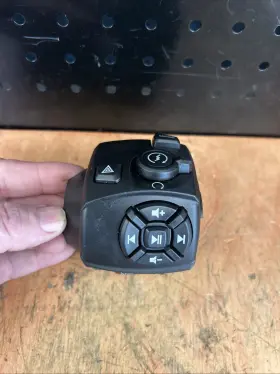 71500528 Harley-davidson 21-24 Pan America Sportster S Rh Ra 1250 975 Right Control Switch 13