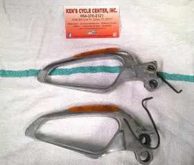 7693-01-455 Harley Davidson 1996-2007 G Wing Clutch And Brake Levers With Signals