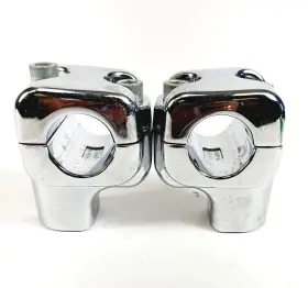 C283982 Harley-davidson Dyna Softail Touring Chrome 1.25 Inch Handlebar Risers Clamp Genuine Oem C283982 Harley-davidson Dyna Softail Touring Chrome 1.25 Inch Handlebar Risers Clamp Genuine Oem