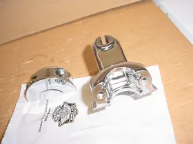 Item-14416 Harley-davidson Chrome Clutch Lever Mount 14416