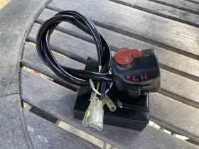 35300-312-670 Honda 1970-72 Sl350 K1 K2 Rh Lighting Dimmer And Engine Stop Kill Switch Control