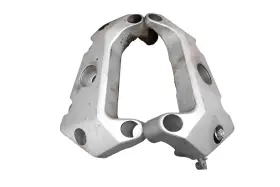 50600-mcz-640 Honda 04 Cb900f Frame Pivot Brackets Mounts Left And Right Hornet 919