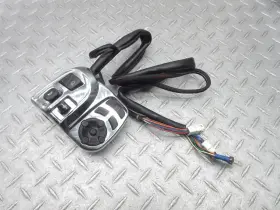 4015198-067 Indian 2015 15-17 Roadmaster Left Handlebar Switch Light Heated Grip Control 4015198-067 Indian 2015 15-17 Roadmaster Left Handlebar Switch Light Heated Grip Control