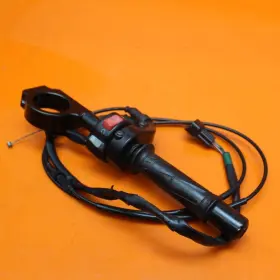 27010-0805 Kawasaki 27010-0717 2013-2015 Ninja Zx6r Oem Right Clip On Handlebar W Switches