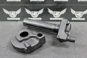 46018-1161 Kawasaki 2002 95-06 Kdx200 Kdx220r Oem Throttle Tube Grip Housing 46018-1161 Kawasaki 2002 95-06 Kdx200 Kdx220r Oem Throttle Tube Grip Housing