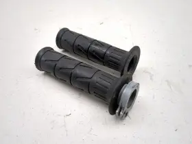 46019-1100 Kawasaki 01-05 Zrx1200a Zrx 1200 Front Left Right Handlebar Grip Set 46019-1100 Kawasaki 01-05 Zrx1200a Zrx 1200 Front Left Right Handlebar Grip Set