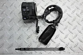 7812612 Kawasaki 2013 13 Ex300b Abs Oem Left Clip W Turn Signal Horn Switches 7812612 Kawasaki 2013 13 Ex300b Abs Oem Left Clip W Turn Signal Horn Switches
