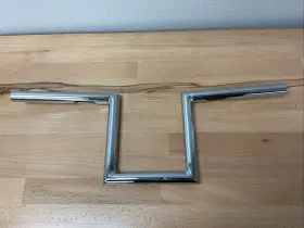La-7380-08 La Choppers Old School 1 Inch Narrow Z Handlebars For Harley 8 / Chrome La-7380-08 La Choppers Old School 1 Inch Narrow Z Handlebars For Harley 8 / Chrome