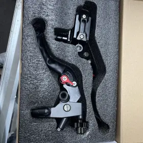 Un0015 Mati Upgrade Universal 7/8 Inch 22mm Handlebar Brake Master Cylinder Clutch Lever Set Un0015 Mati Upgrade Universal 7/8 Inch 22mm Handlebar Brake Master Cylinder Clutch Lever Set