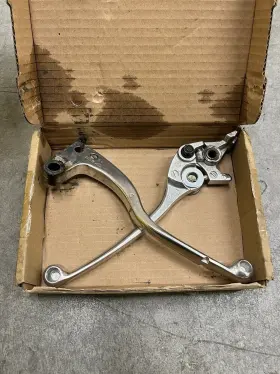 Mce.sl.1001 Mmi Silver Motorcycle Brake And Clutch Levers For 2011 Triumph Tiger 800xc