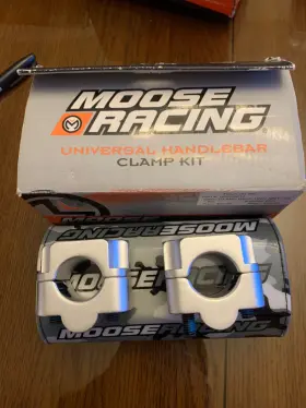 0603-0212 Moose Racing Handlebar Riser Kit 20 7/8 S Inch To 1 1/8 Oversized 0603-0212 Moose Racing Handlebar Riser Kit 20 7/8 S Inch To 1 1/8 Oversized