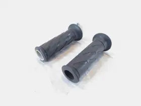 Gu32603310 Moto Guzzi V7 Iii Special And Stone 750 850 Front Handlebar Handle Throttle Grips