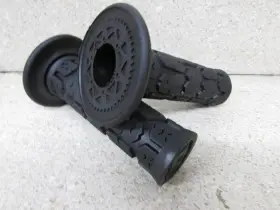 H03rgb Odi Black Mx Grips Honda Crf250r Cr125r Cr250r Crf450r Crf450x Cr85 Cr500 Cr80 H03rgb Odi Black Mx Grips Honda Crf250r Cr125r Cr250r Crf450r Crf450x Cr85 Cr500 Cr80