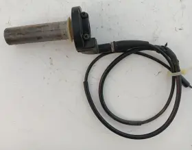 17910-ka2-000 Oem Honda 1981 82 83 Xr200r Complete Throttle And Cable 17910-ka2-000 Oem Honda 1981 82 83 Xr200r Complete Throttle And Cable