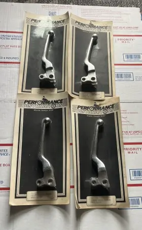 21-1721 Perfromance Distributors 4 Nos Chrome Brake Clutch Lever Hand Levers Pn Harley Fxrs 82-up 21-1721 Perfromance Distributors 4 Nos Chrome Brake Clutch Lever Hand Levers Pn Harley Fxrs 82-up