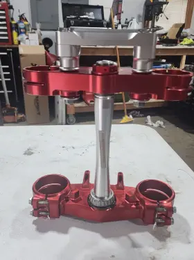 Cr-btb31-ra Ride Engineering Billet Split Triple Clamp Set 23.5mm Offset Red Cr-btb31-ra Ride Engineering Billet Split Triple Clamp Set 23.5mm Offset Red