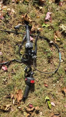 37400-17k00 Suzuki 17-23 Gsxr1000r Oem Left Right Clip On Handlebar W Switches
