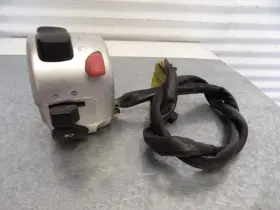 37400-48g10 Suzuki 05-09 Boulevard M50 Vz800 Left Handlebar Control Horn Turn Beam Switch 37400-48g10 Suzuki 05-09 Boulevard M50 Vz800 Left Handlebar Control Horn Turn Beam Switch