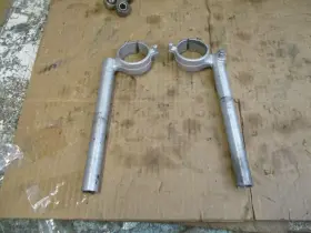 56111-01h10 Suzuki 2009 08-09 Gsxr 600 Gsxr600 Left Right Clip On Handlebar Handle Bar 56111-01h10 Suzuki 2009 08-09 Gsxr 600 Gsxr600 Left Right Clip On Handlebar Handle Bar