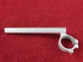 56151-41g00 Suzuki Left Side Clip-on Handlebar Nice Oem Bar 05-06 Gsxr1000 Gsxr 1000 56151-41g00 Suzuki Left Side Clip-on Handlebar Nice Oem Bar 05-06 Gsxr1000 Gsxr 1000