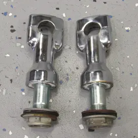 56220-38b10 Suzuki L&r Oem Bar Raiser / Holder Set 87-99 Vs1400 Intruder 1400 96-99 Vs800 56220-38b10 Suzuki L&r Oem Bar Raiser / Holder Set 87-99 Vs1400 Intruder 1400 96-99 Vs800