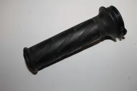 57110-45d03 Suzuki 2003 - 2007 Sv1000 Sv 1000 Right Side Throttle Tube Grip 57110-45d03 Suzuki 2003 - 2007 Sv1000 Sv 1000 Right Side Throttle Tube Grip