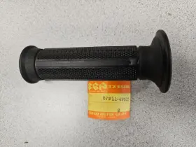 Suzuki 57211-49510 New Oem Left Grip Fits 82-83 Gs1100e/es &83 Gs650m Katana