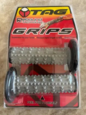 G100-05-00 Tag Metals Grips - Dirt Bike Motorcycle Handlebar Mx Motocross G100-05-00 Tag Metals Grips - Dirt Bike Motorcycle Handlebar Mx Motocross