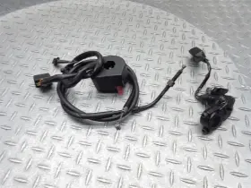 2040094 Triumph 2002 99-04 Sprint Rs Left Switch Handlebar Clutch Control Perch Bracket 2040094 Triumph 2002 99-04 Sprint Rs Left Switch Handlebar Clutch Control Perch Bracket