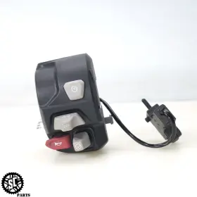 T2044783 Triumph 17-19 Street Triple 765 R Rs Left Control Switch T2044783 Triumph 17-19 Street Triple 765 R Rs Left Control Switch