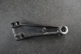 11h-26121-00-98 Yamaha 1982 Xz550 Vision Left Side Handlebar Handle Bar Pipe Holder Bracket 11h-26121-00-98 Yamaha 1982 Xz550 Vision Left Side Handlebar Handle Bar Pipe Holder Bracket