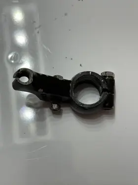 214-82911-01-00 Yamaha Yz 80 Yz80 Clutch Lever Mount Bracket Oem