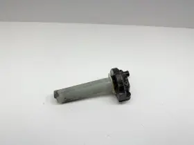 22w-26243-00-00 Yamaha 93-01 Yz80 Yz 80 Throttle Tube Housing Oem 22w-26243-00-00 Yamaha 93-01 Yz80 Yz 80 Throttle Tube Housing Oem