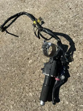 2c0-26241-00-00 Yamaha 2007 2008 Yzf R1 Oem Left Clip On Handlebar W Switches