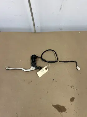 38v-82921-00-00 Yamaha 2005 Ttr90e Right Hand Perch Front Brake Read Below B680