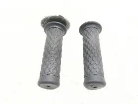 3jb-26240-00 Yamaha 85-07 Vmax 1200 Vmx12 Front Throttle Tube And Grips Set 3jb-26240-00 Yamaha 85-07 Vmax 1200 Vmx12 Front Throttle Tube And Grips Set