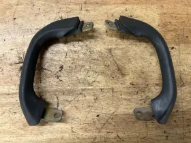 4bp-21645-01-00 Yamaha Yzf600r Yzf600 Yzf 600 Thundercat 97-07 Oem Passenger Grab Bar Handles